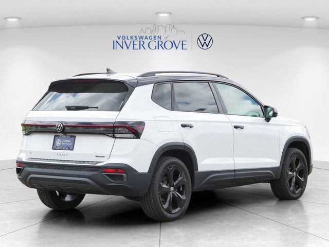 Used 2025 Volkswagen Taos SE AWD/4WD image 7