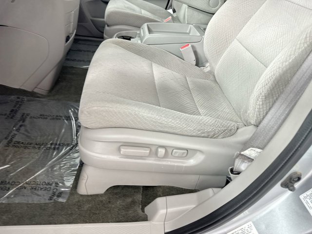Used 2015 Honda Odyssey EX image 20