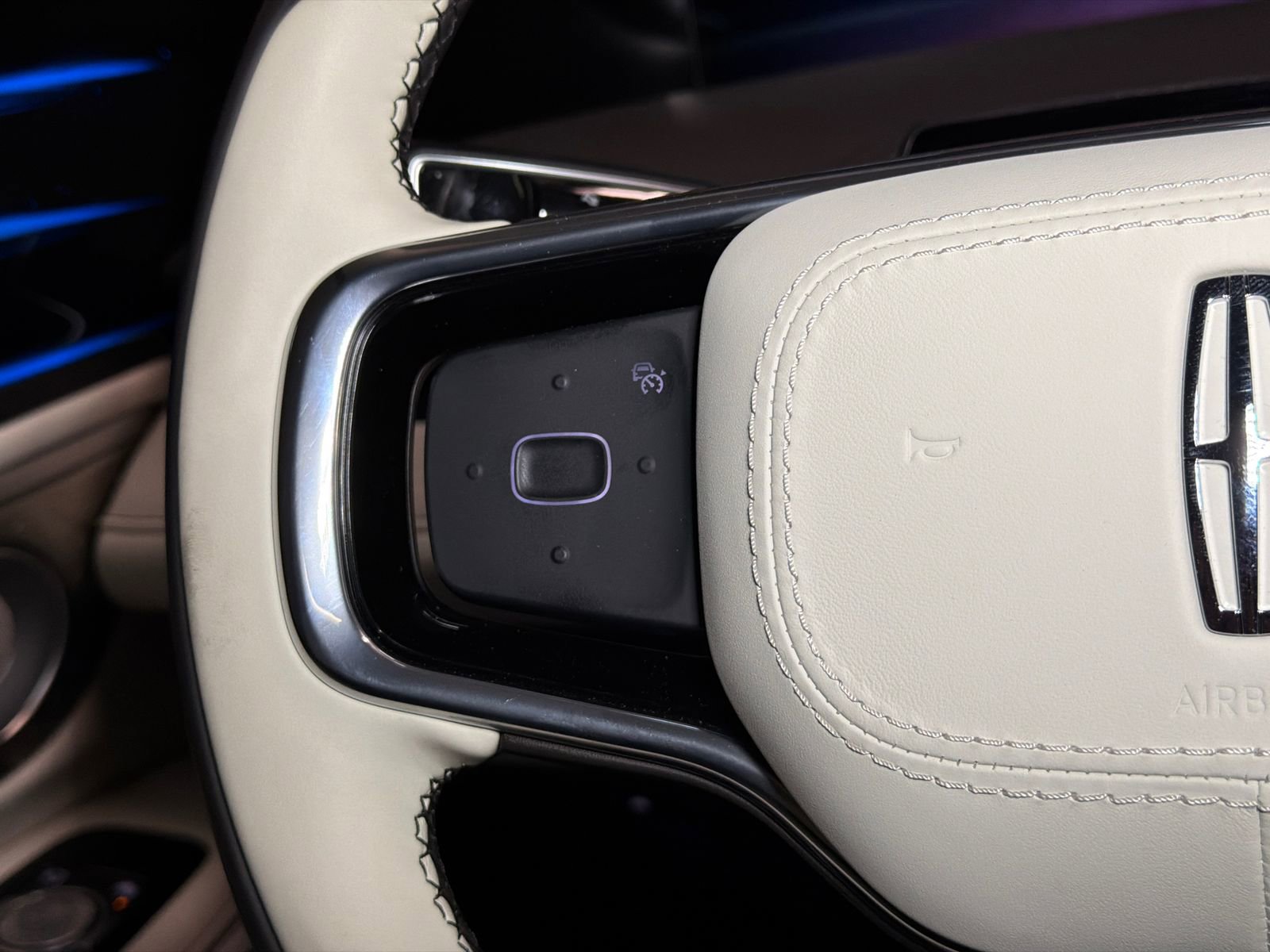 New 2026 Lincoln Nautilus Black Label AWD/4WD image 22