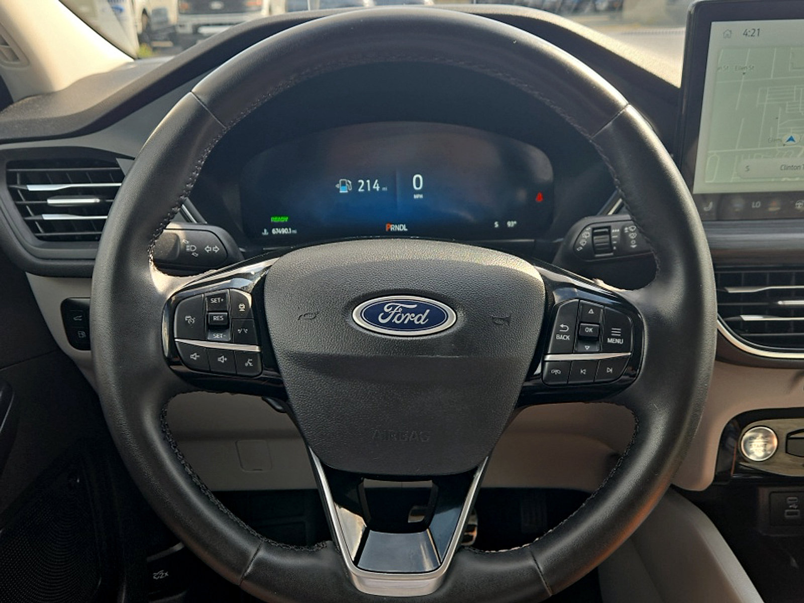 Used 2023 Ford Escape Platinum w/ Premium Technology Package AWD/4WD image 12