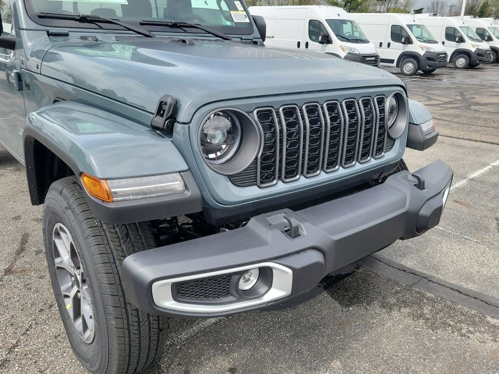 New 2025 Jeep Gladiator Sport image 29
