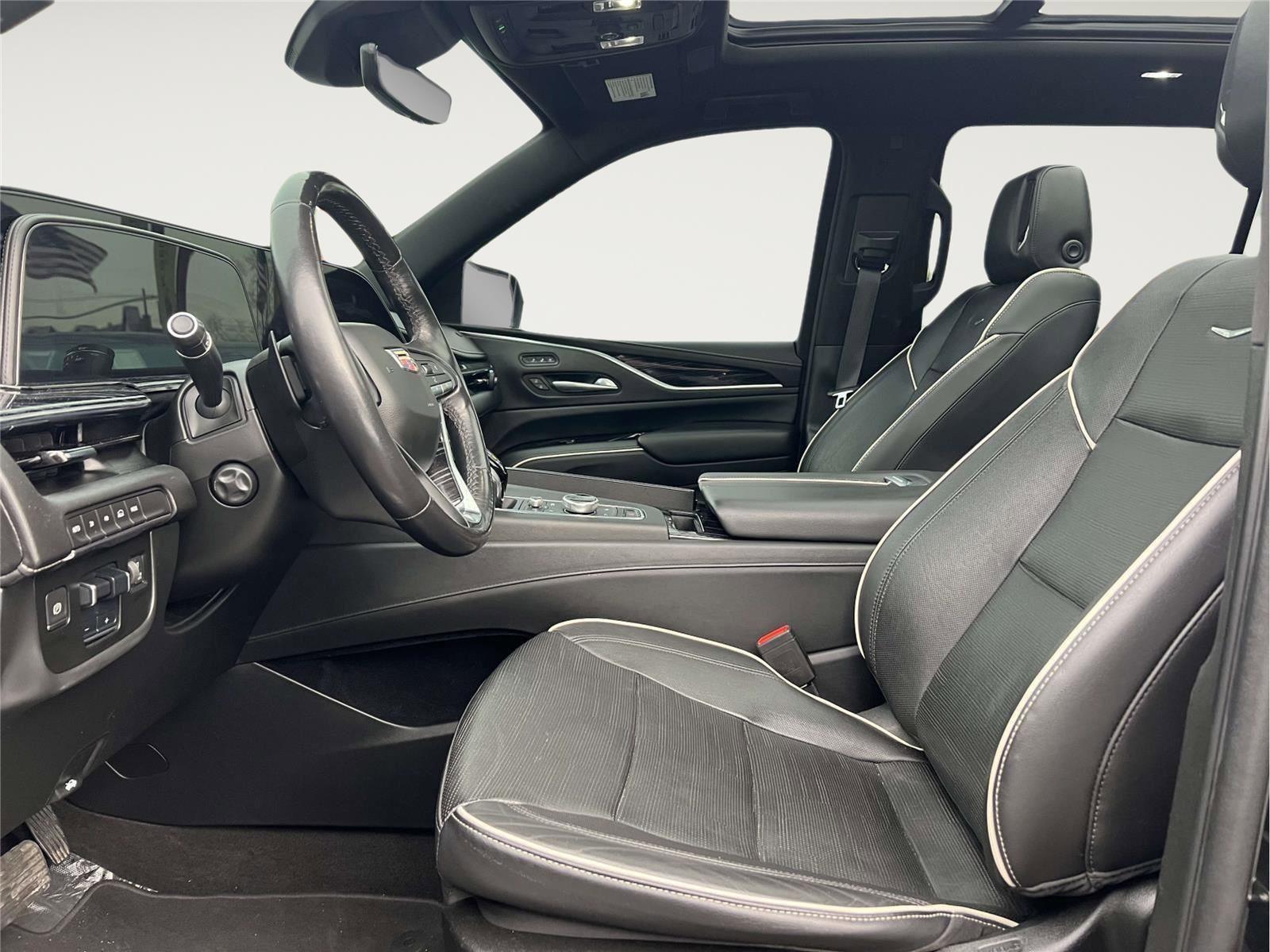 Used 2022 Cadillac Escalade ESV Sport image 18