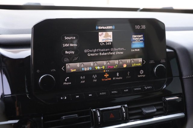 Certified 2025 Nissan Pathfinder SL FWD image 17