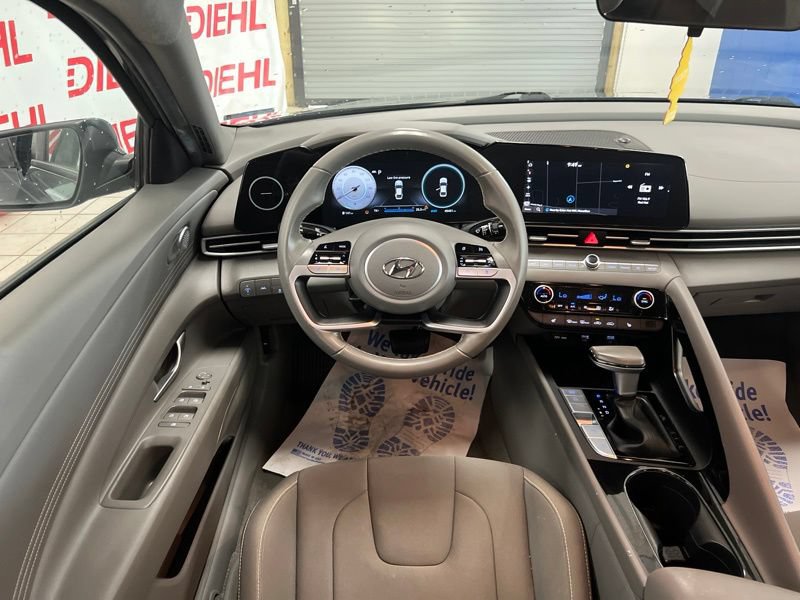 Used 2023 Hyundai Elantra SEL w/ Convenience Package FWD image 31