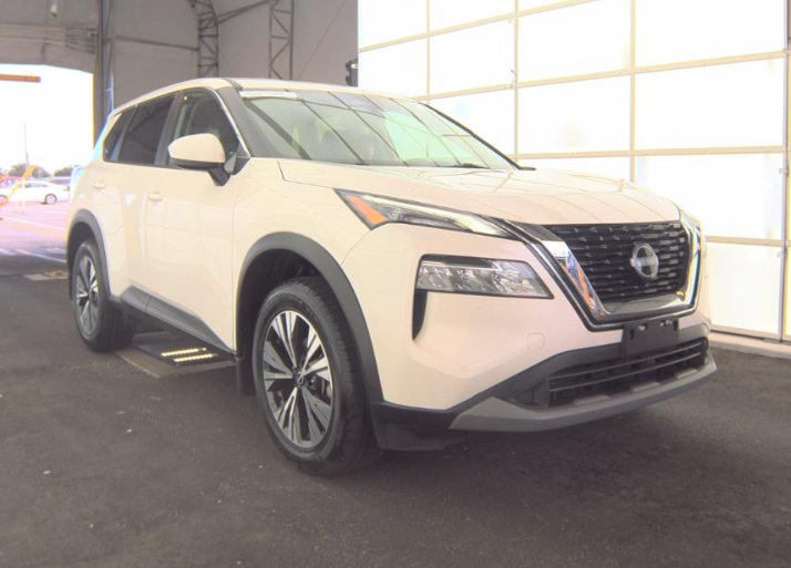 Used 2023 Nissan Rogue SV AWD/4WD image 2