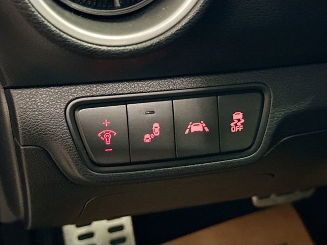 Used 2021 Kia Forte GT w/ GT2 Package image 11