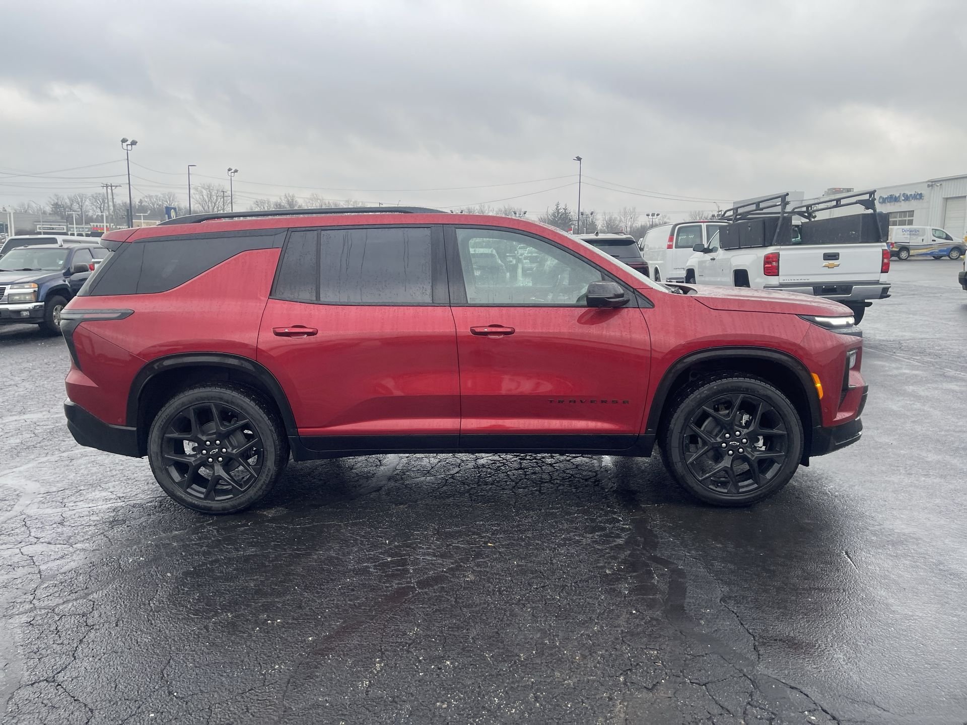 New 2026 Chevrolet Traverse RS w/ LPO, Floor Liner Package AWD/4WD image 45