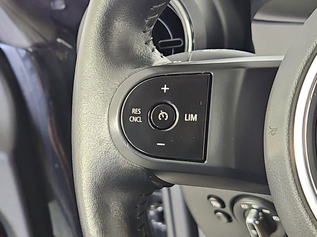 Used 2024 MINI Cooper SE FWD image 28