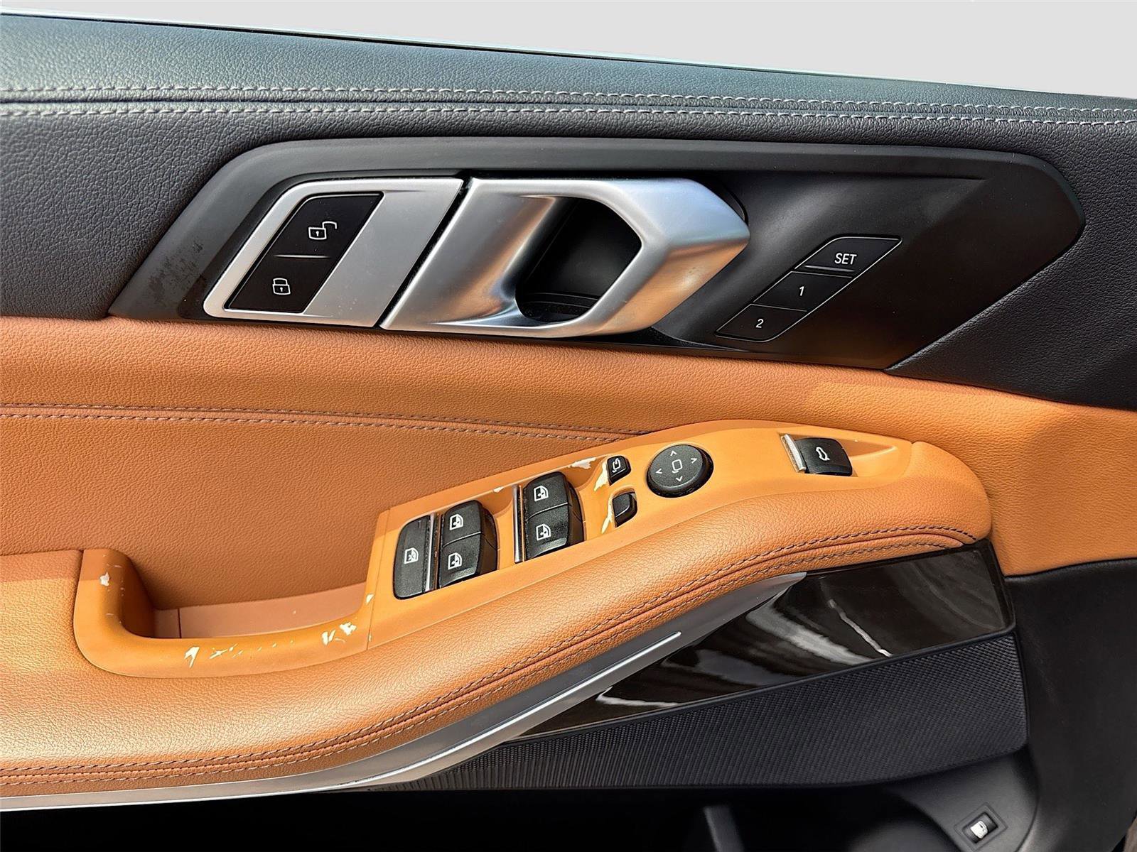 Used 2022 BMW X5 xDrive45e w/ Parking Assistance Package AWD/4WD image 18