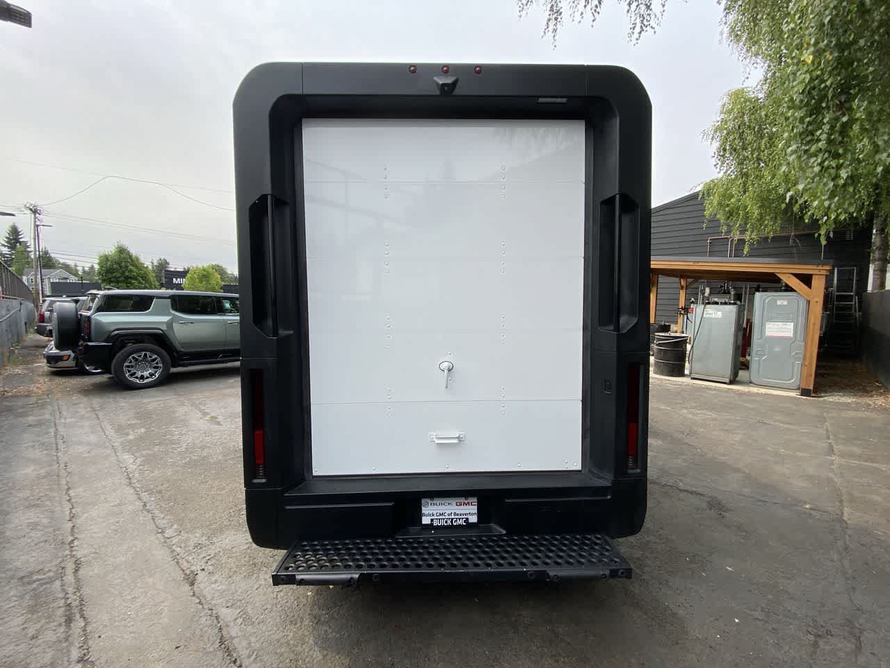Used 2023 Chevrolet Brightdrop 600 w/ Active Safety Package 2 AWD/4WD image 5