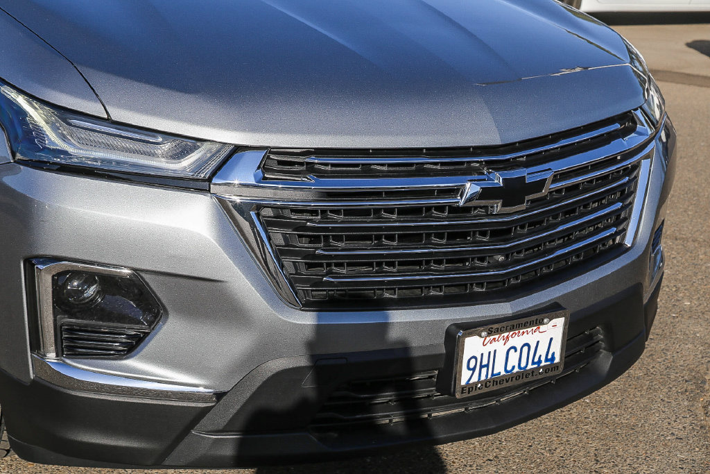 Certified 2023 Chevrolet Traverse LT FWD image 12
