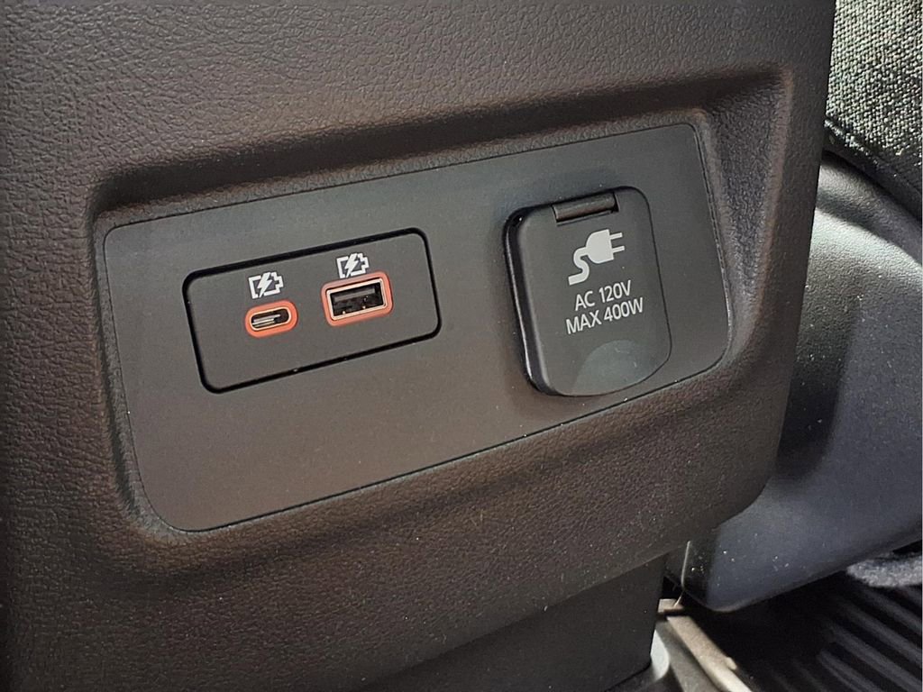 Used 2023 Nissan Frontier PRO-4X w/ Pro Convenience Package image 24