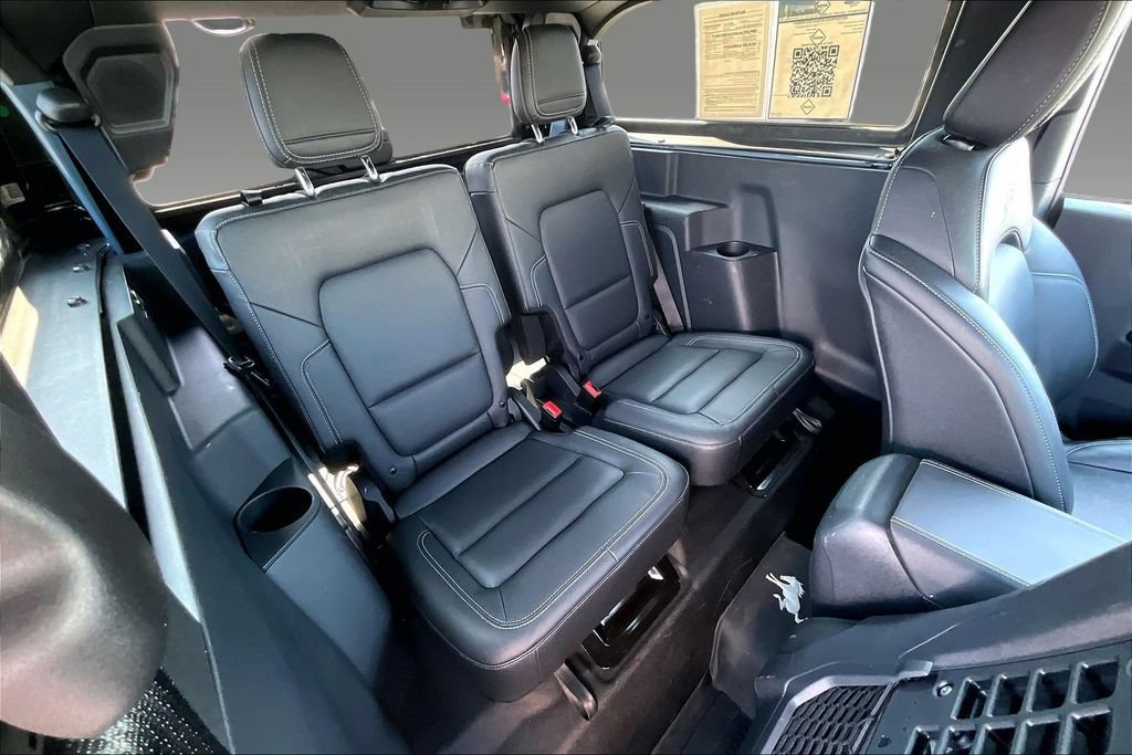 Used 2025 Ford Bronco Badlands AWD/4WD image 16