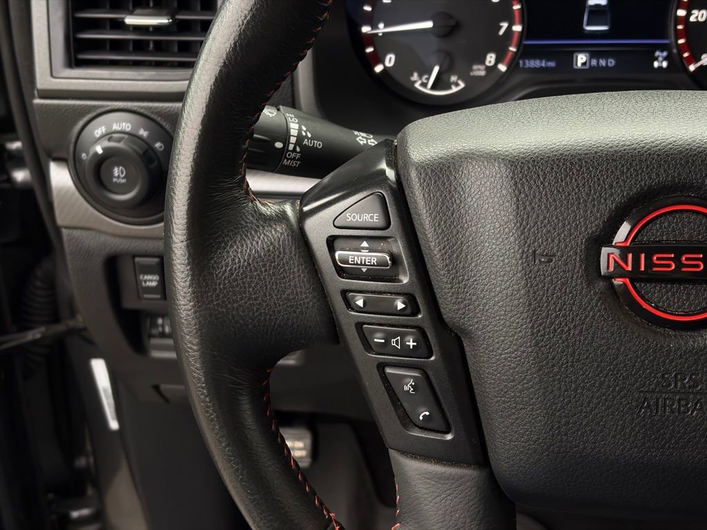 Used 2024 Nissan Titan PRO-4X image 21