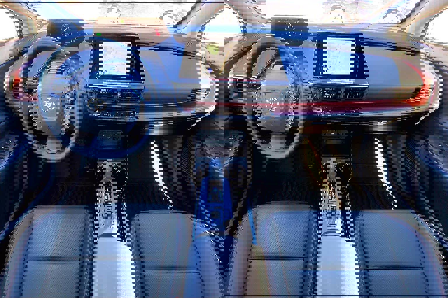 Used 2025 Toyota Prius Plug-In Hybrid image 15