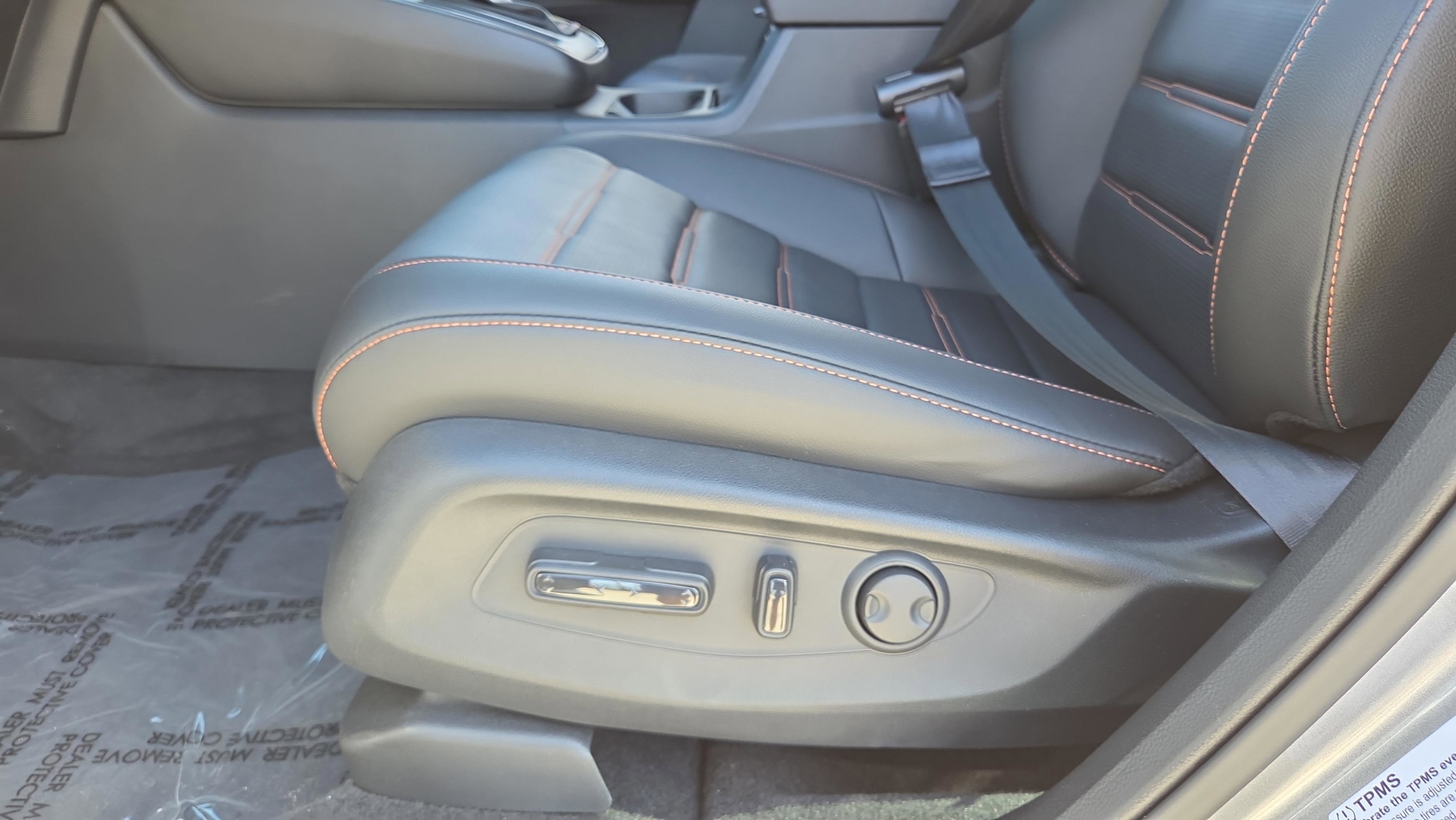 Used 2026 Honda CR-V Sport Touring image 10