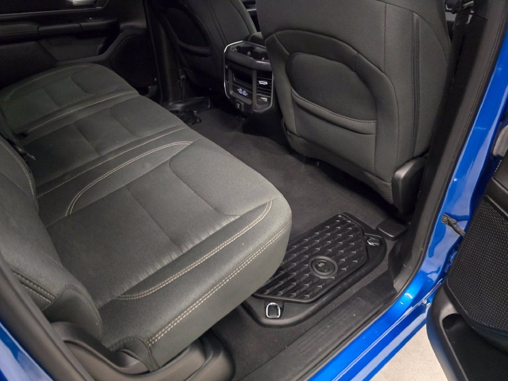 Used 2025 RAM 1500 Big Horn AWD/4WD image 40