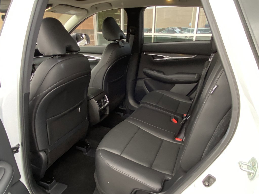 Used 2024 INFINITI QX50 Luxe image 16