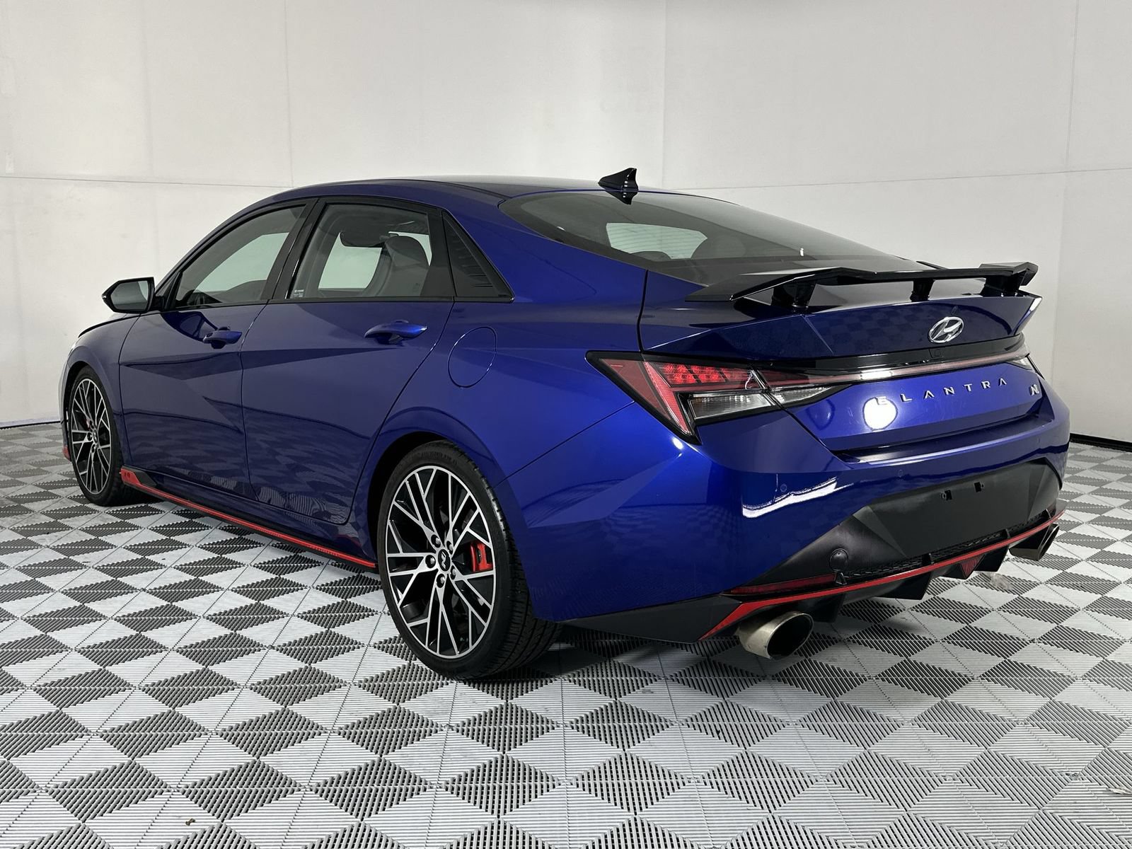 Used 2023 Hyundai Elantra N FWD image 6