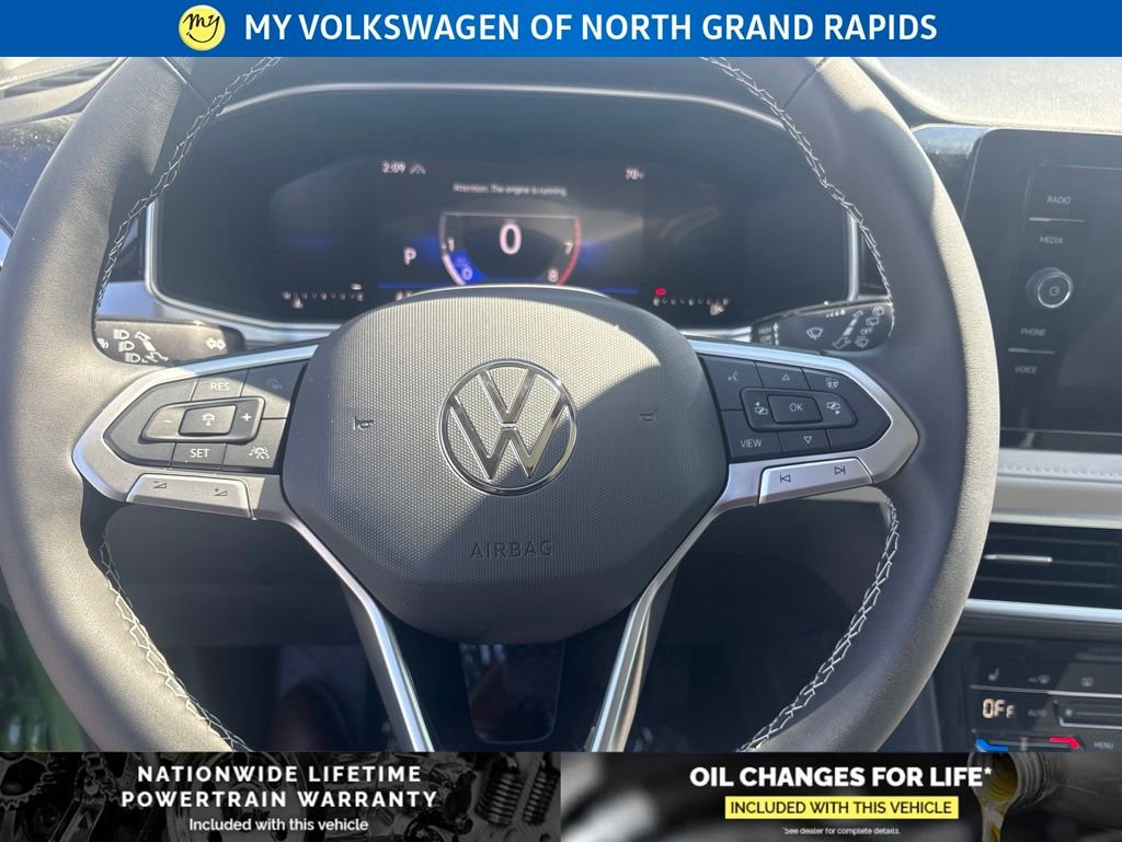 New 2026 Volkswagen Taos SE AWD/4WD image 20