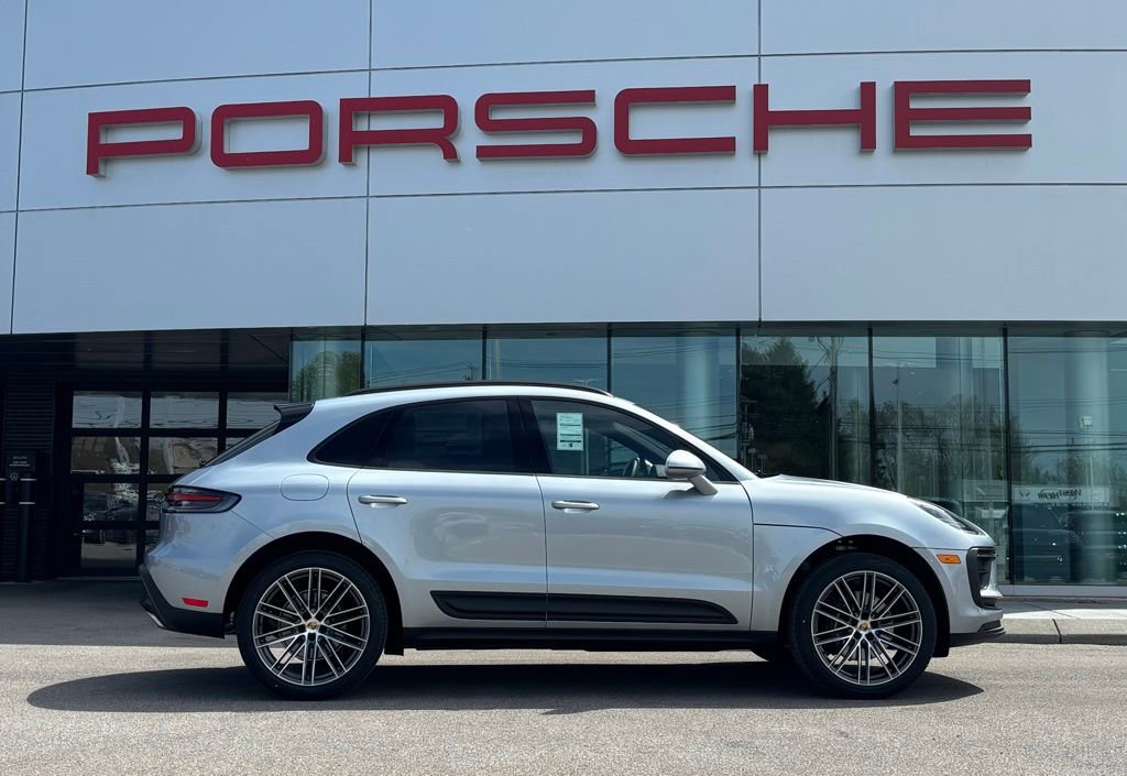 New 2026 Porsche Macan AWD/4WD image 15