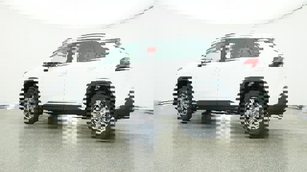 New 2025 Toyota RAV4 XLE image 28