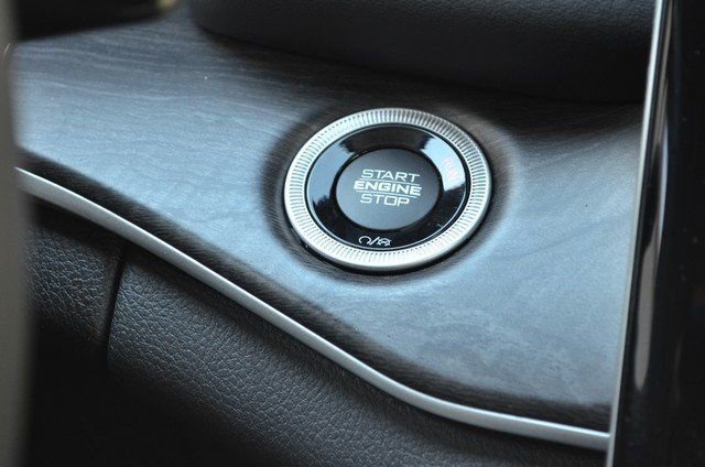 Used 2023 Jeep Grand Cherokee 4WD 4xe w/ Luxury Tech Group II image 27