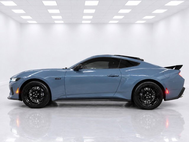 Used 2024 Ford Mustang GT Premium w/ GT Performance Package RWD image 4