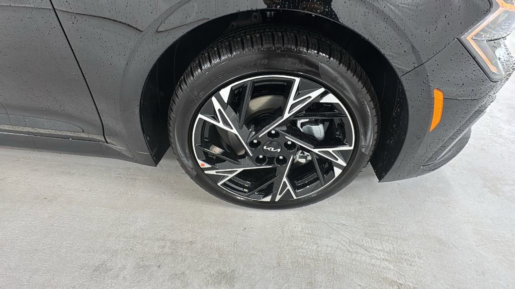 New 2026 Kia K5 GT-Line image 9