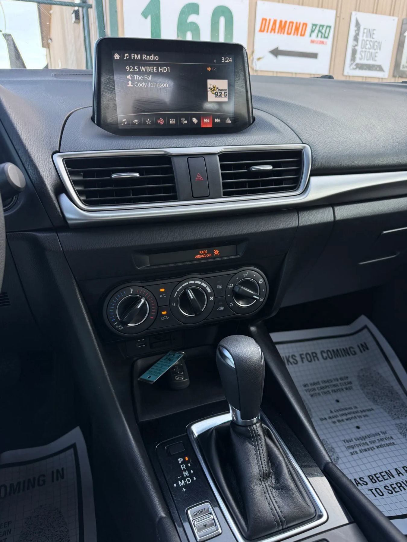 Used 2018 MAZDA MAZDA3 Sport w/ Preferred Equipment Package image 17