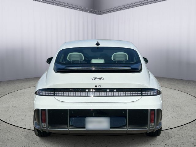Used 2023 Hyundai Ioniq 6 SEL RWD image 8