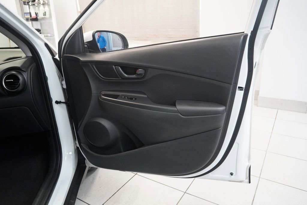 Used 2020 Hyundai Kona SEL image 27