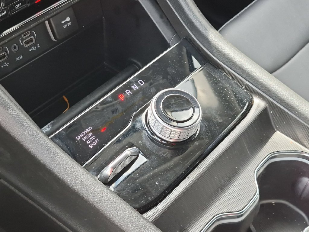 Used 2023 Jeep Grand Cherokee Limited AWD/4WD image 16