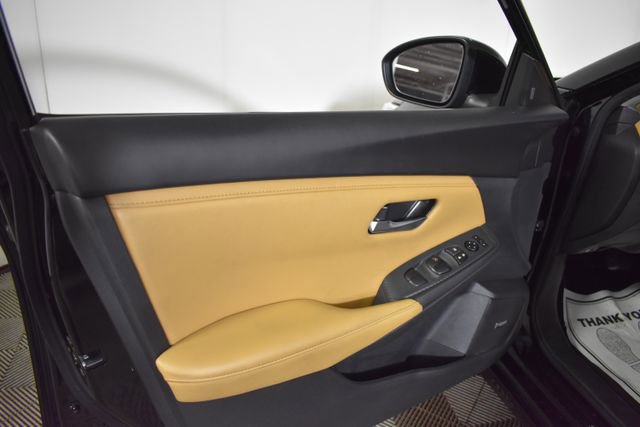 Certified 2024 Nissan Sentra SV w/ SV Premium Package FWD image 7