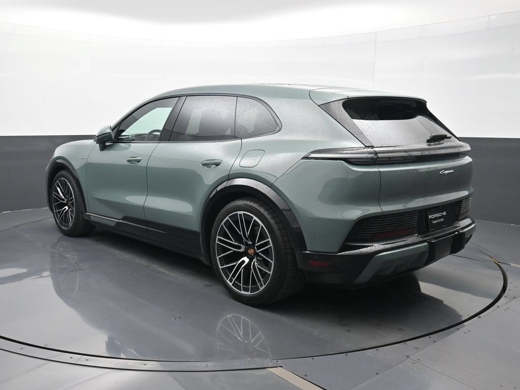 New 2026 Porsche Cayenne Electric AWD/4WD image 3