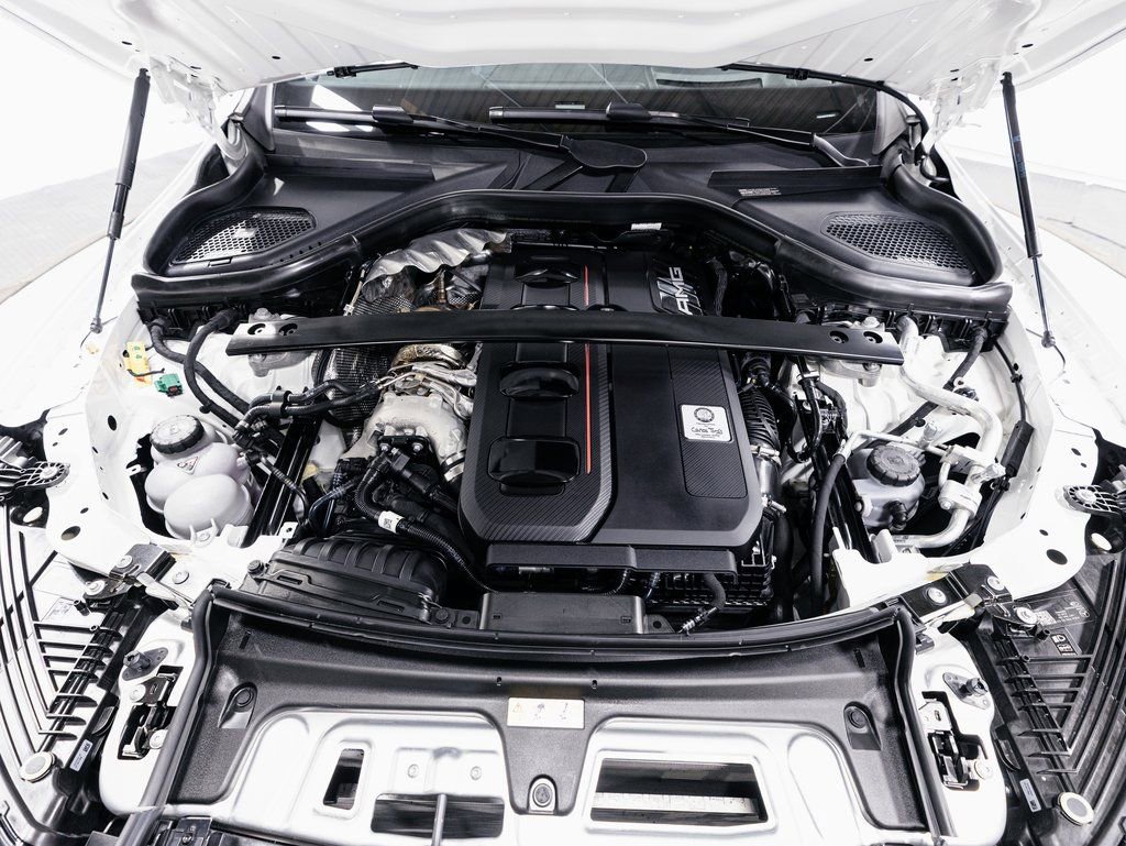 Used 2025 Mercedes-Benz GLC 63 AMG S image 39