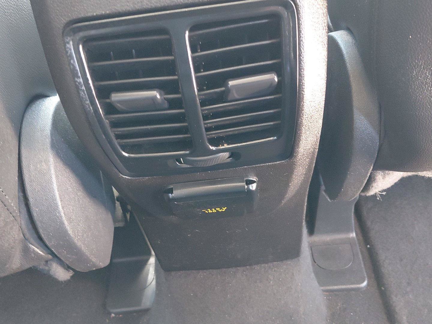 Used 2013 Ford Escape Titanium AWD/4WD image 16