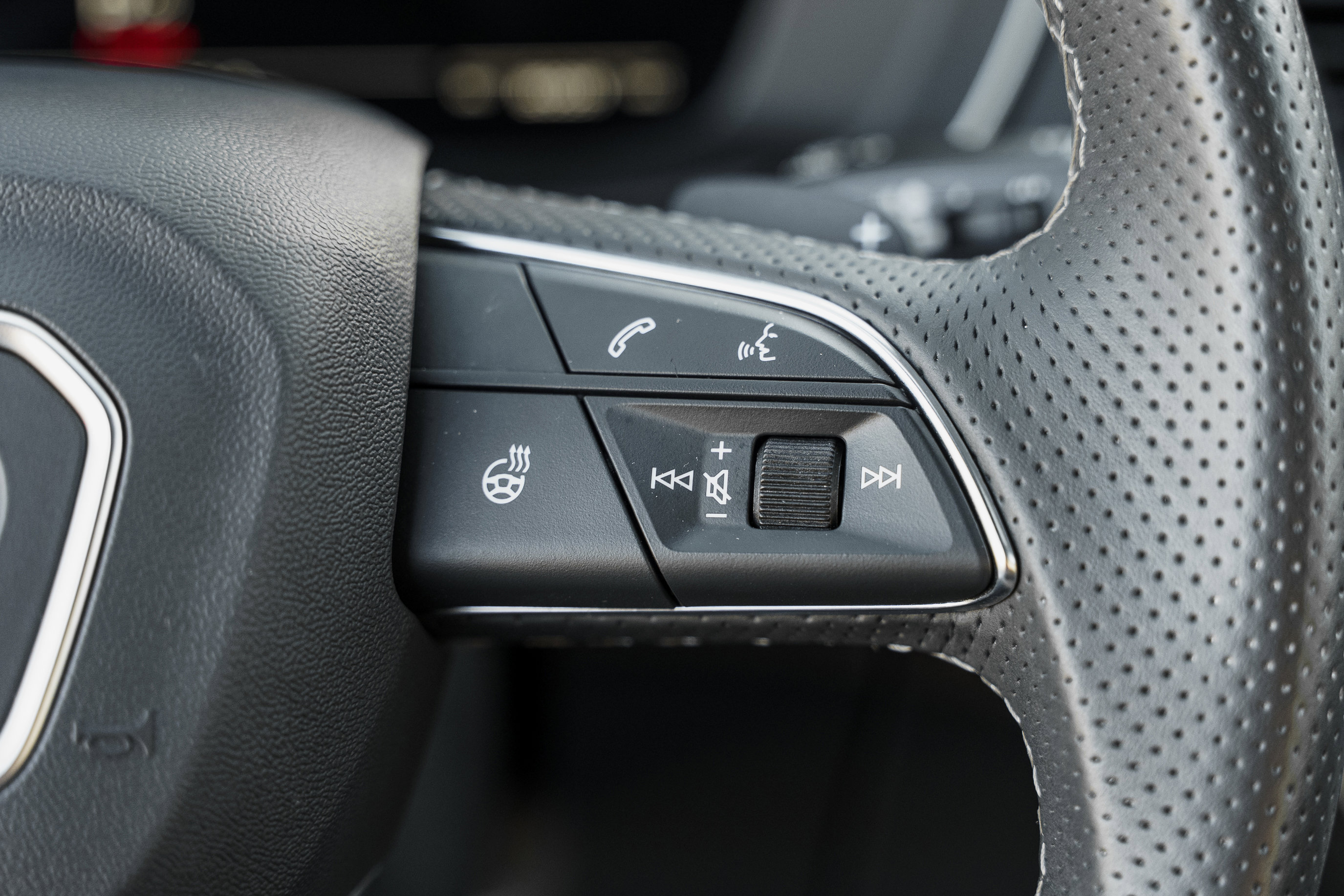 Used 2024 Audi SQ5 Prestige w/ Prestige Package image 19