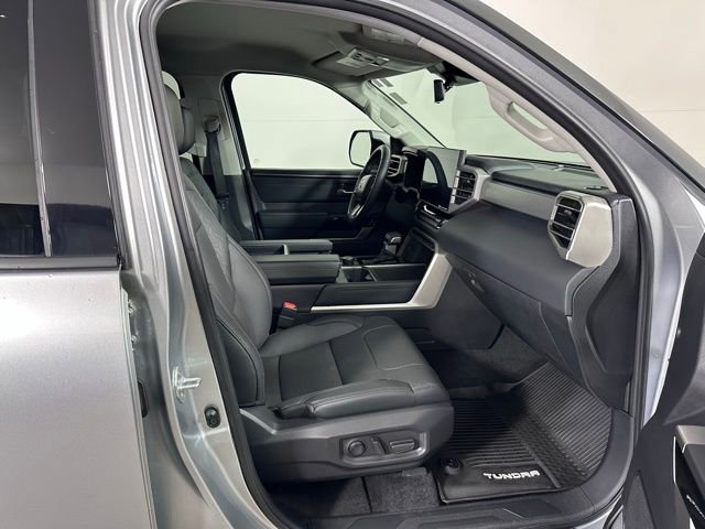 Used 2023 Toyota Tundra Limited w/ Power Package AWD/4WD image 10