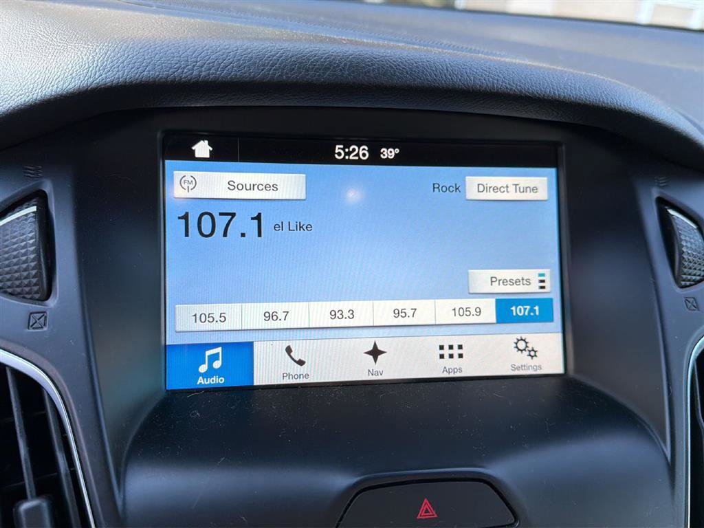 Used 2016 Ford Focus Titanium w/ Titanium Technology Package image 8