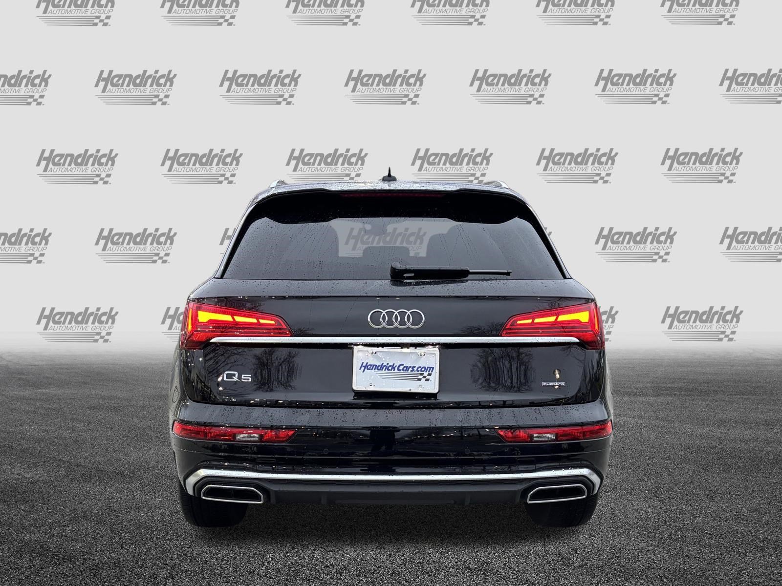 Used 2023 Audi Q5 2.0T Prestige w/ Prestige Package image 9