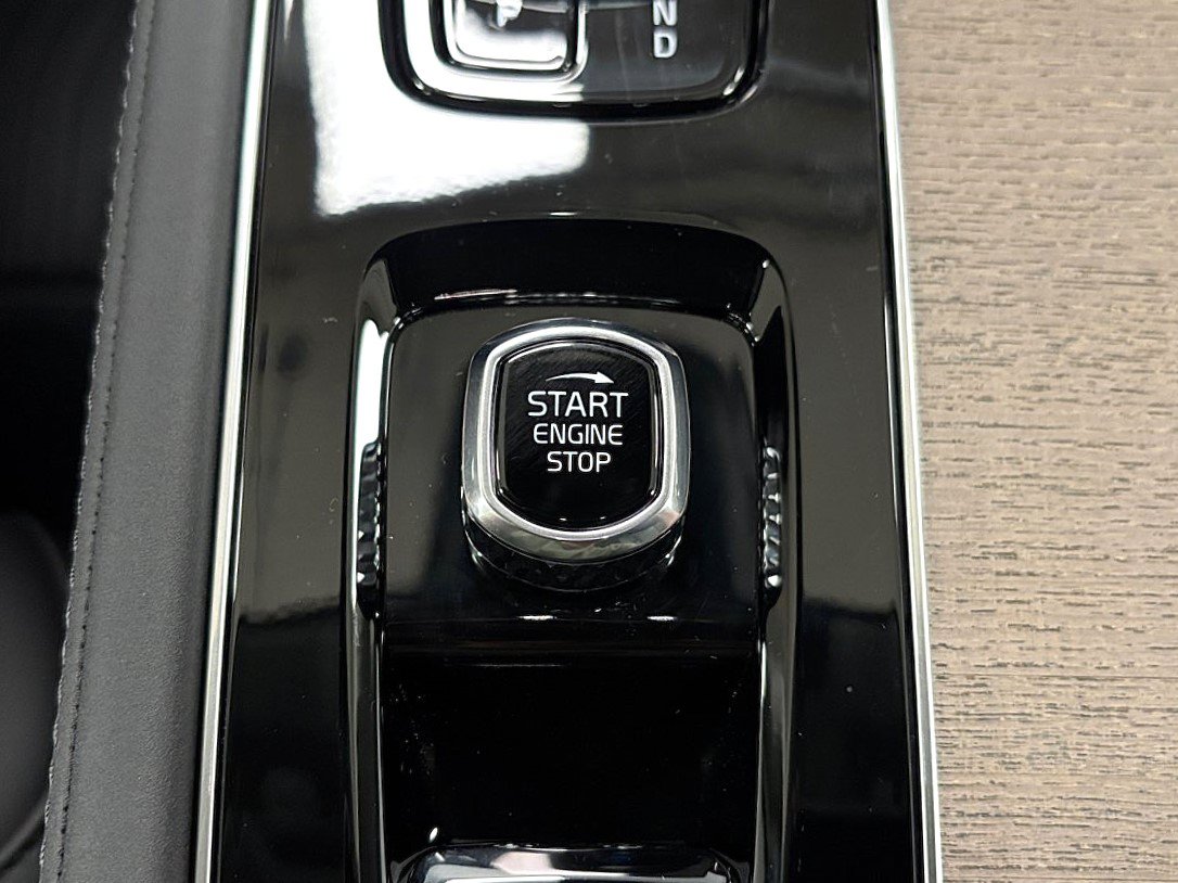 New 2026 Volvo XC90 B5 Plus w/ Protection Package AWD/4WD image 34