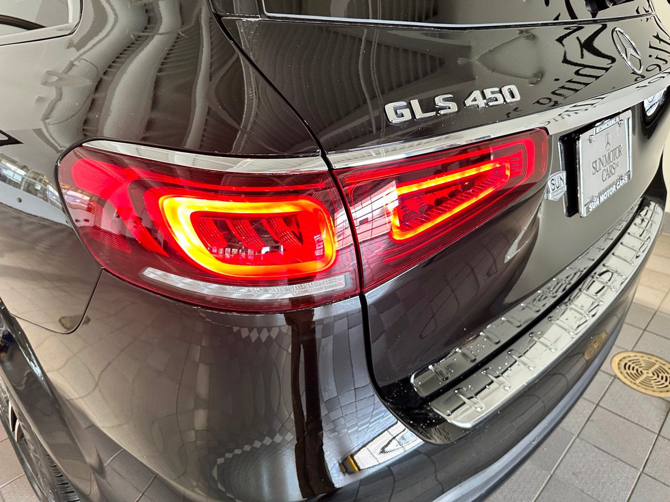 Certified 2023 Mercedes-Benz GLS 450 4MATIC image 44