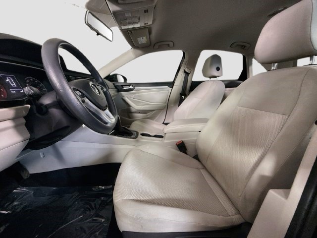 Used 2019 Volkswagen Jetta R-Line FWD image 19