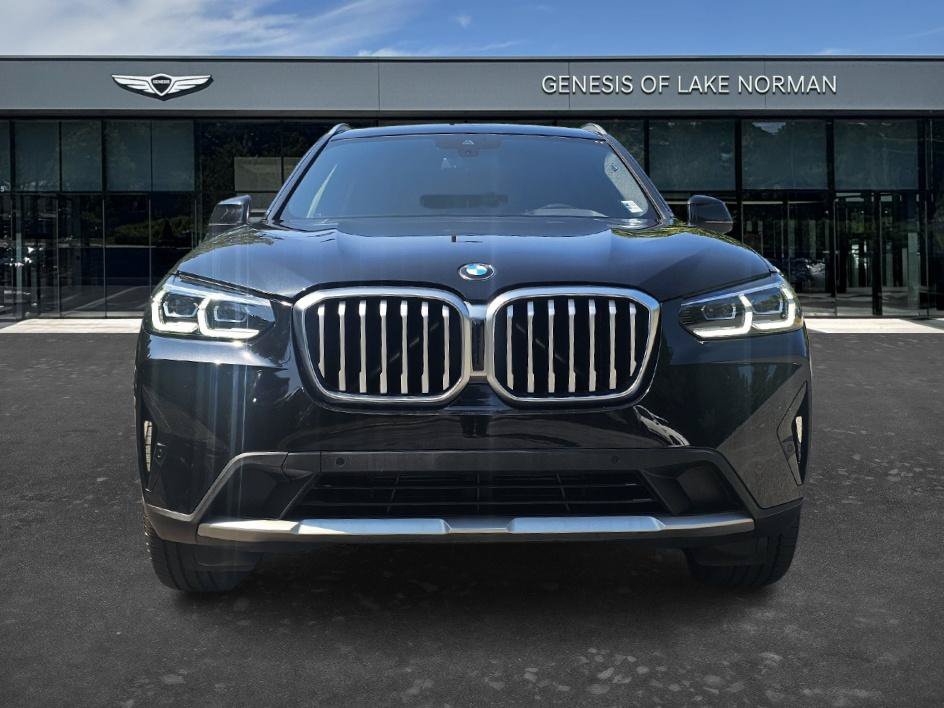 Used 2022 BMW X3 xDrive30i w/ Convenience Package AWD/4WD image 2