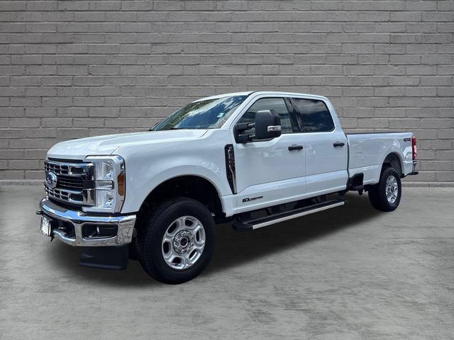 Used 2025 Ford F250 XLT AWD/4WD image 3