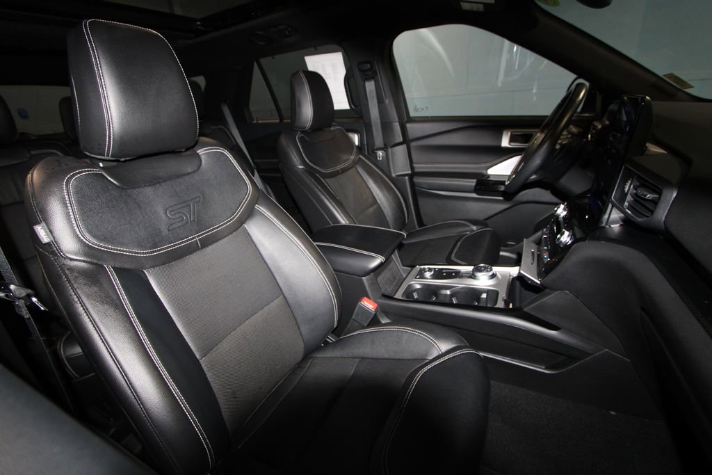 Used 2023 Ford Explorer ST w/ Equipment Group 401A image 28