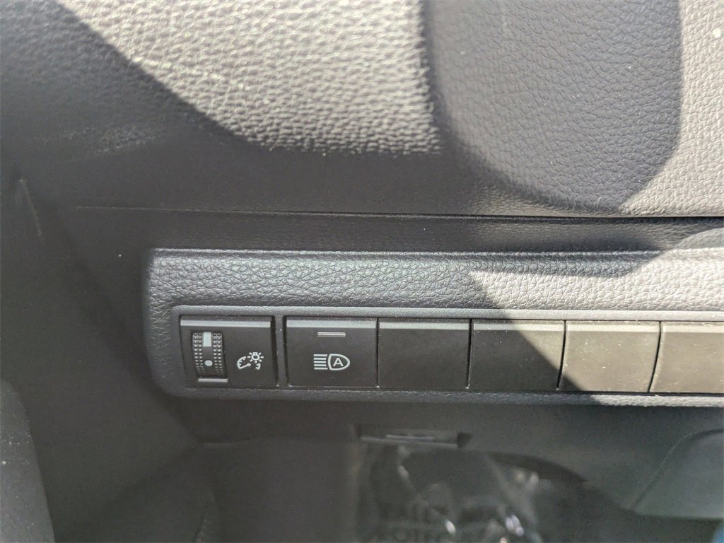 Used 2024 Toyota Corolla LE image 24