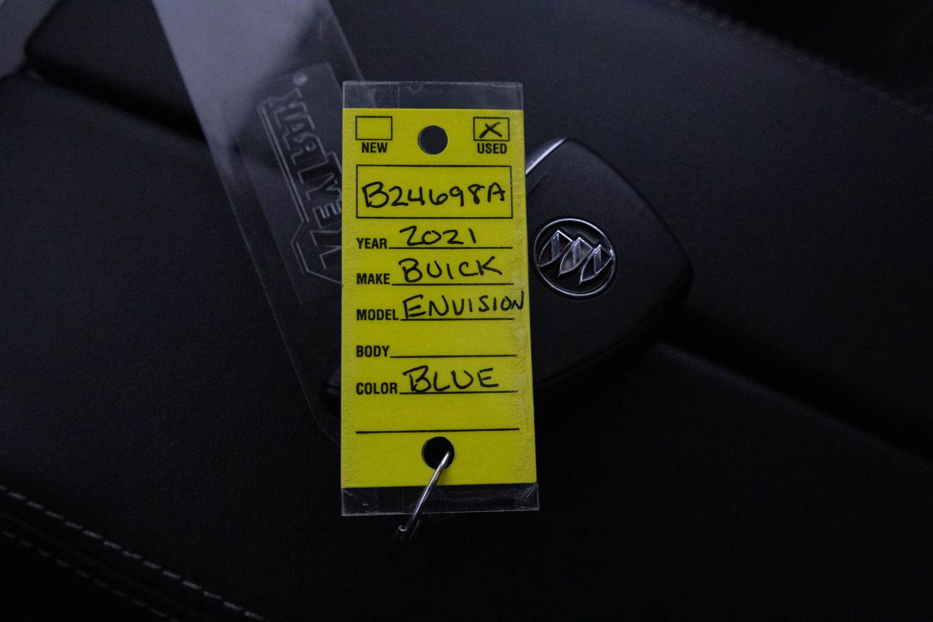 Used 2021 Buick Envision Essence image 27