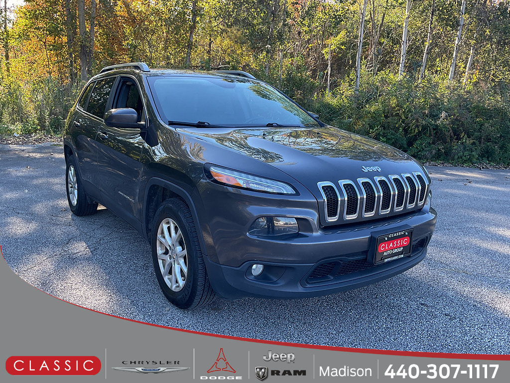 Used 2016 Jeep Cherokee Latitude w/ Comfort/Convenience Group